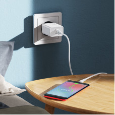 Мережеве зарядний пристрій Borofone BN5 Sunlight (QC3.0/1USB) з кабелем Micro Білий