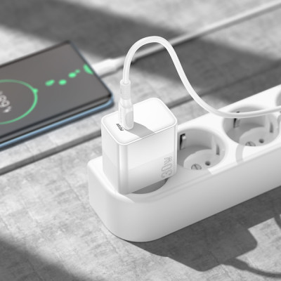 Сетевое зарядное устройство Borofone BA77A (PD30W) (QC3.0 / 1USB-C) Белый