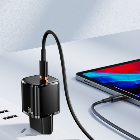 Сетевое зарядное устройство Usams (US-CC124) T36 (20W) Super Si Black