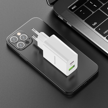 Сетевое зарядное устройство Borofone BA56A Lavida (PD20W/QC3.0 /2USB) white