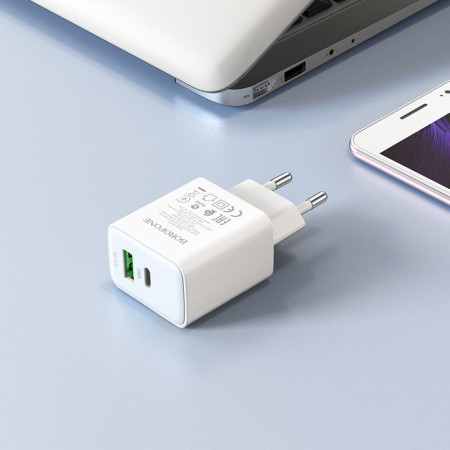 Сетевое зарядное Borofone ba67a (PD20W + QC3.0) WHITE