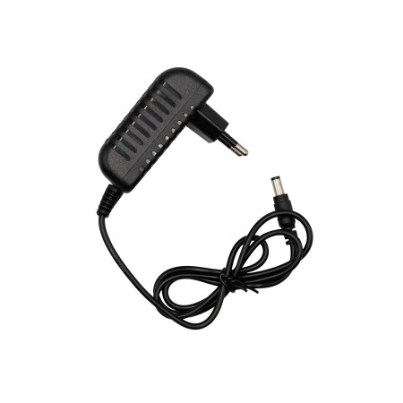 Сетевое зарядное устройство 9V/1A (5.5 * 2.5mm)