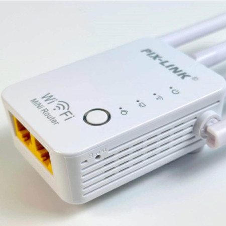Усилитель сигнала Wi-Fi PIX-LINK WR16Q