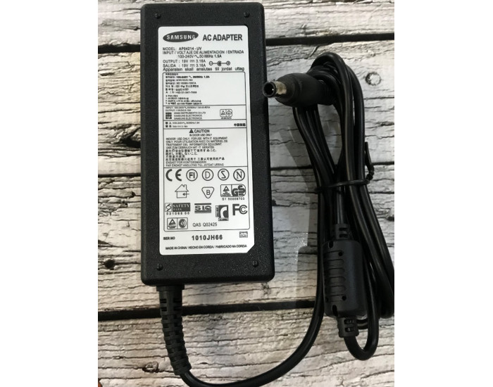 Блок зарядки для ноутбука  Samsung 19V/3.16A (5.0*3.0 Б) без сетевого кабеля