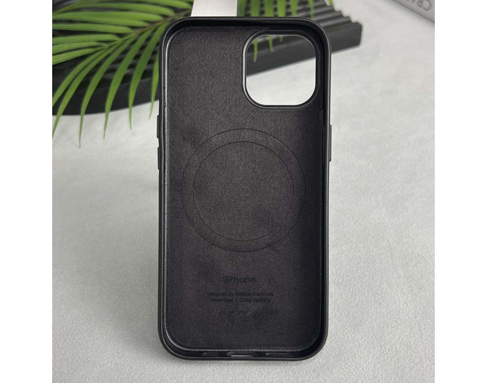 Кожаный чехол Leather Case MagSafe and Animation для Apple iPhone 16 Pro Max, Black
