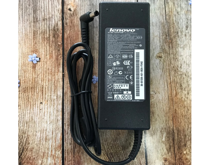 Блок живлення для ноутбука Lenovo 20V/4.5A 90W USB (5.5 * 2.1 square) без мережевого кабелю