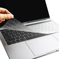 Силіконова Накладка на клавіатуру для MacBook Pro 14 /216,2 /Air M2 (A2442 /A2485 /A2681) Прозора