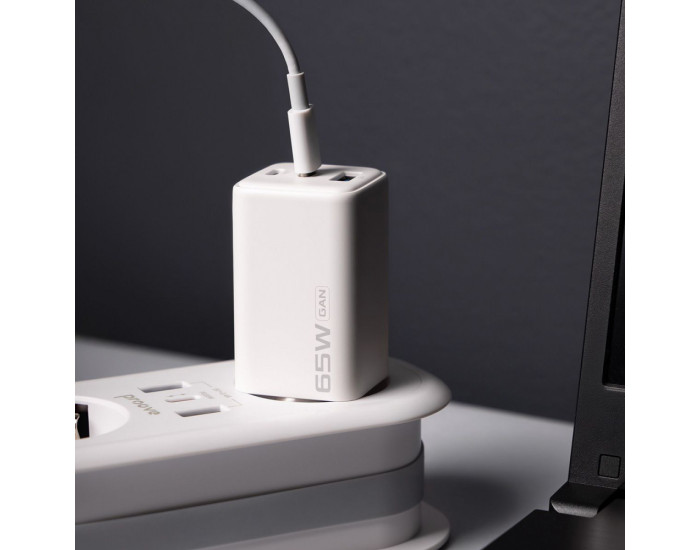 Сетевое зарядное устройство Proove Pocket GaN 65W (2Type-C + USB) черный